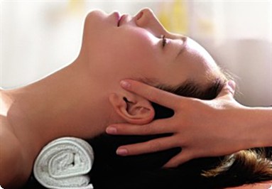 Mobile Spa , Indian Head Massage, Massage at Home 